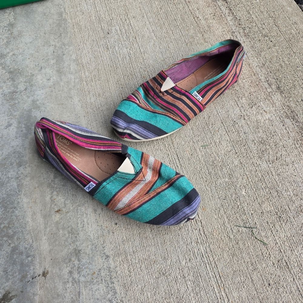 TOMS Alpargata Multicolored Striped Classic Core Slip-On Flats Women sz 11